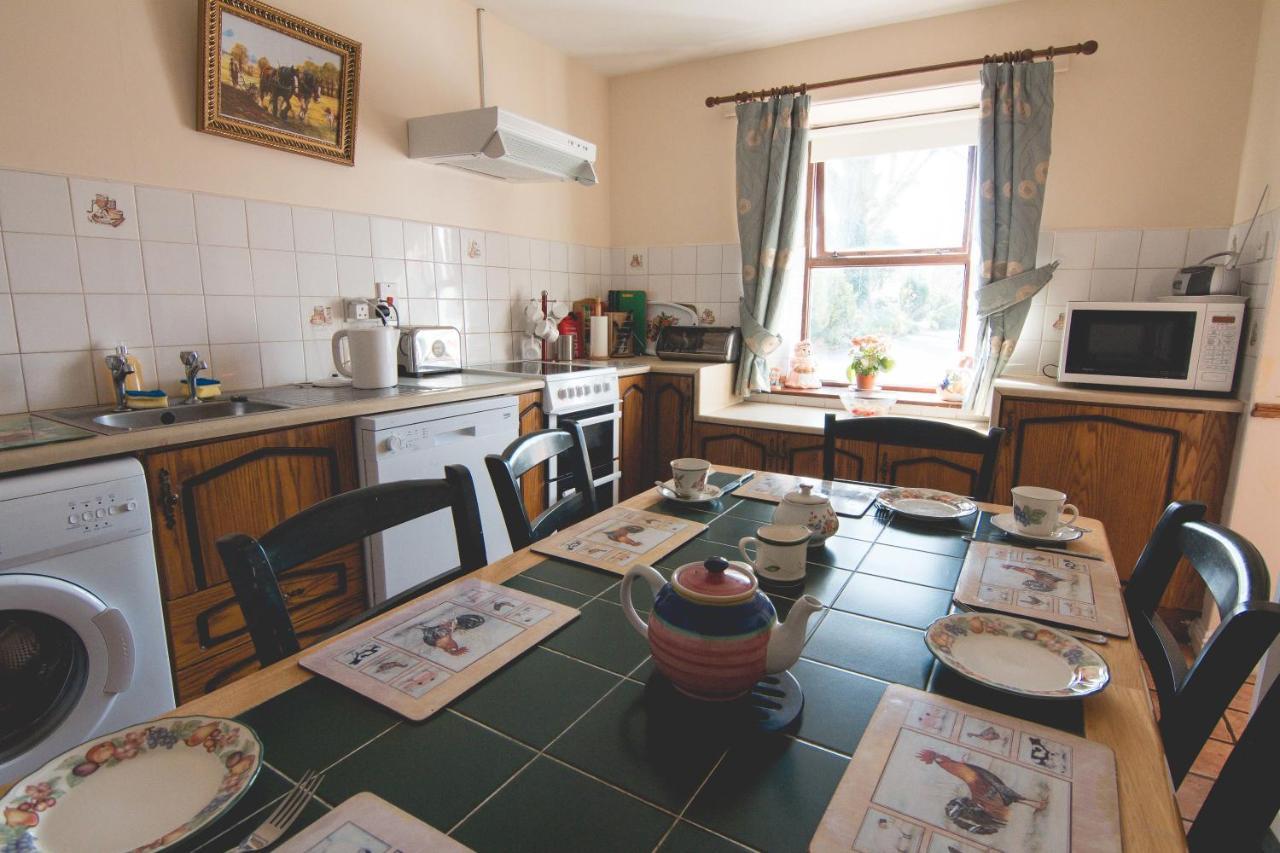 Stunning 3-bedroom House With Private Garden * Carracastle
