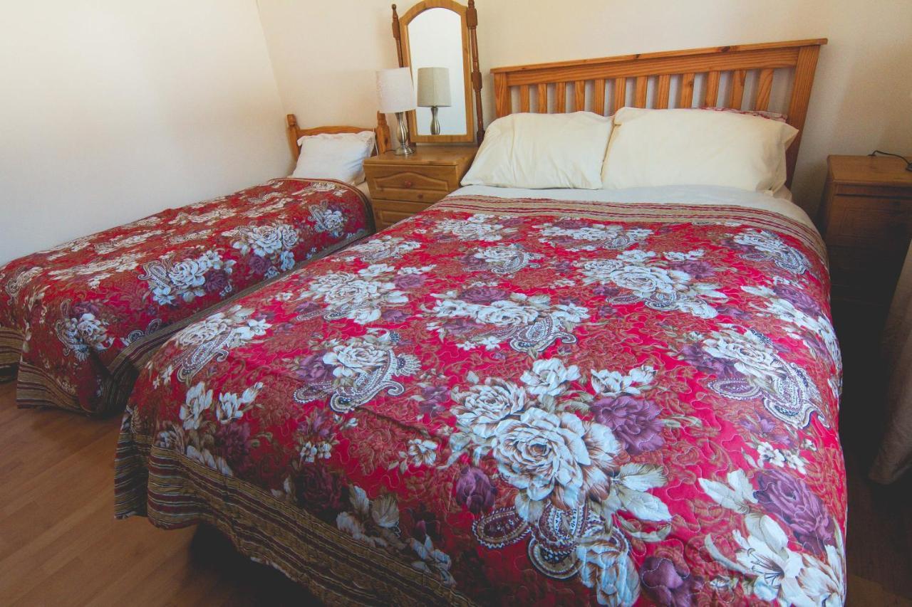 Stunning 3-bedroom House With Private Garden * Carracastle