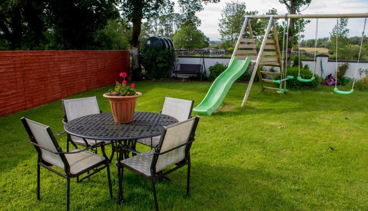 Stunning 3-bedroom House With Private Garden Holiday home *
